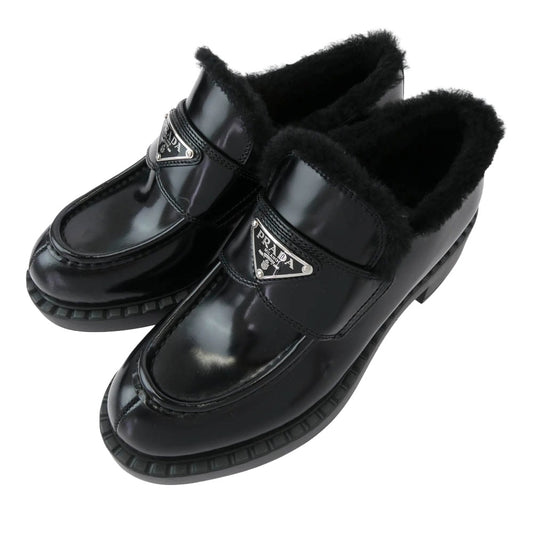 PRADA プラダ 8830 ブレッシュドレザー 三角プレート チョコレート ファー ローファー シューズ ブラック系 35.5【中古】