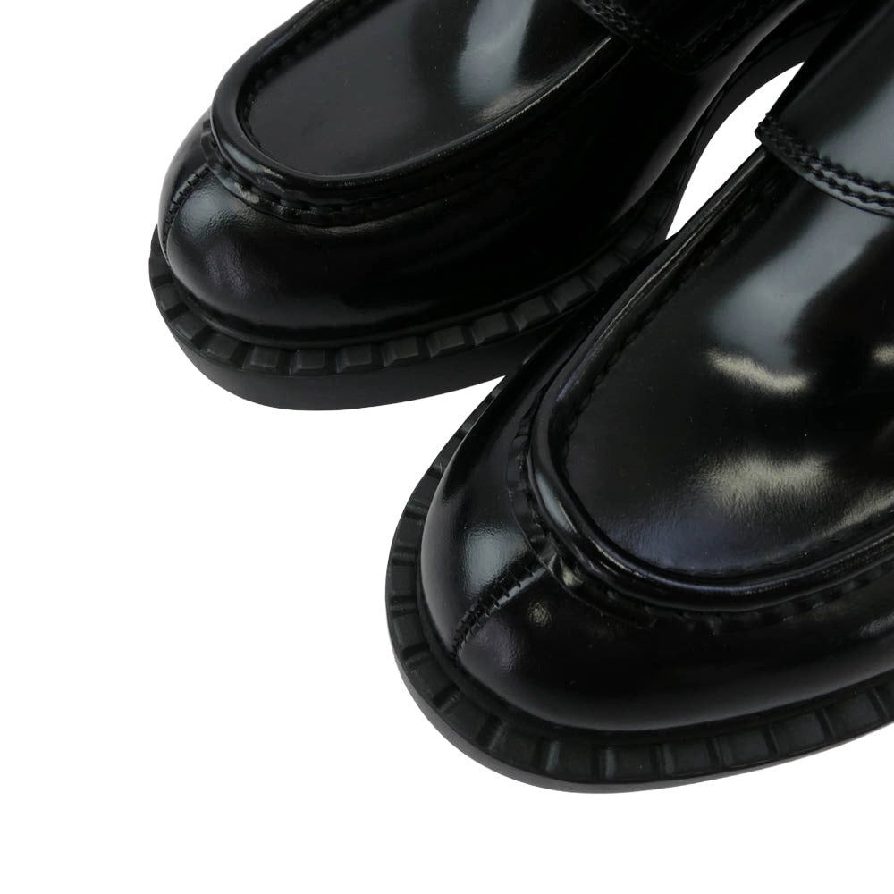 PRADA プラダ 8830 ブレッシュドレザー 三角プレート チョコレート ファー ローファー シューズ ブラック系 35.5【中古】