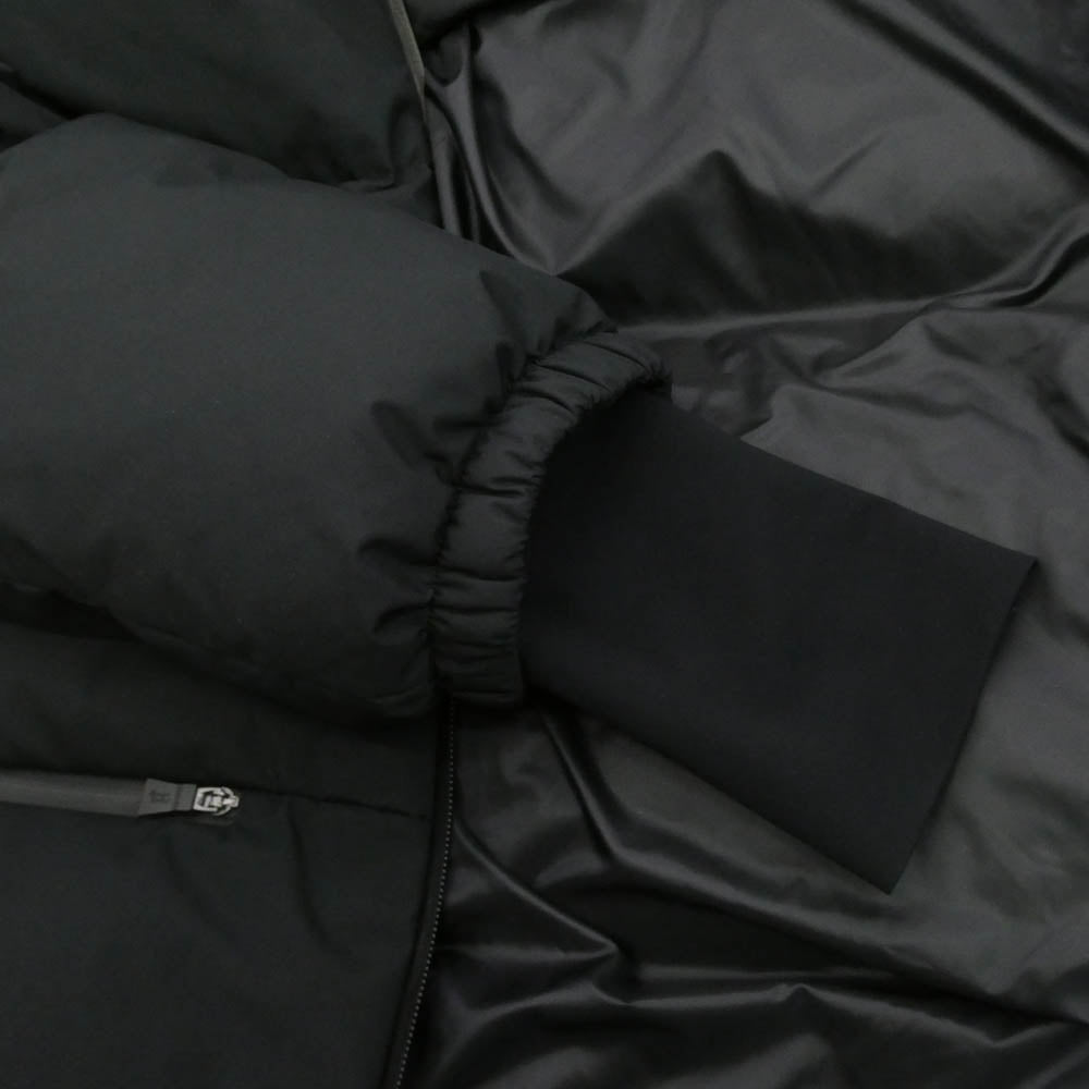 Herno ヘルノ PI155DL-11106-9300 GORE-TEX WINDSTOPPER Laminar ラミナー ダウンジャケット ブラック系 42【中古】