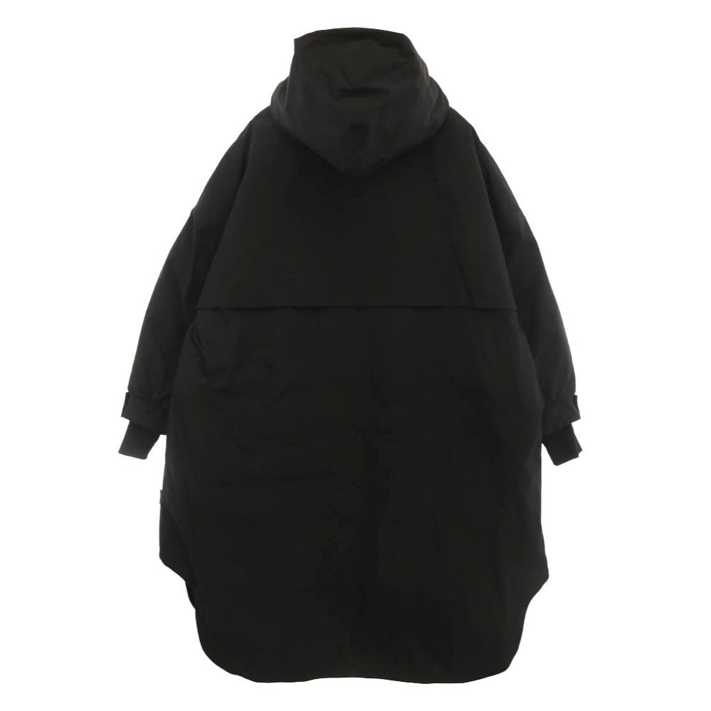 Herno ヘルノ PI00293DL-11123-9300 ラミナー ゴアテックス オーバーサイズ ダウンジャケット ブラック系 42【中古】