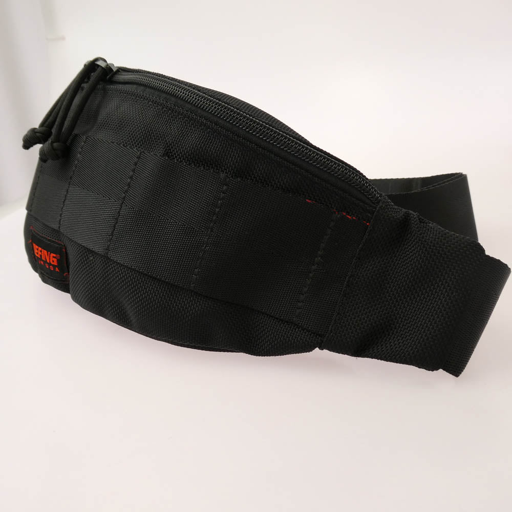 BRIEFING ブリーフィング BRF071219 USA製 アメリカ製 Made in USA TRIPOD トライポッド ショルダー バッグ ブラック系【中古】