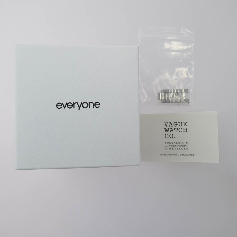 エブリワン Time Traveler by VAGUE WATCH CO. 自動巻 オートマチック 腕時計 シルバー系【中古】