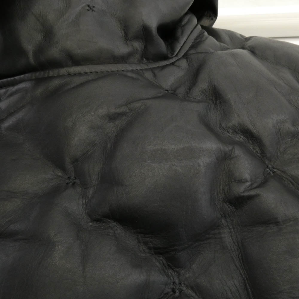 ISAMUKATAYAMA BACKLASH イサムカタヤマバックラッシュ 2031-02 MONOCHROME LUXURY STEER 0.6mm POLISH WHITE GOOSE DOWN BLOUSON キルティング レザー ダウン ジャケット ブルゾン ブラック系 XS【極上美品】【中古】