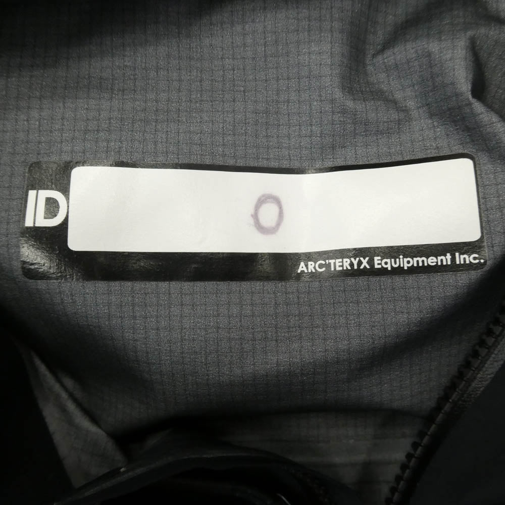 ARC'TERYX アークテリクス 13885 LEAF Alpha LT Jacket GEN2 前期 カナダ製 リーフ アルファライト ジャケット ブラック系 S【中古】