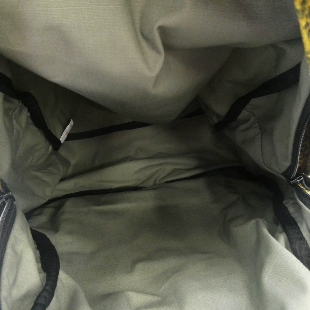 Supreme シュプリーム 25AW Velvet Backpack Tan Leopard ベルベット バックパック タン レオパード ヒョウ柄 リュック デイパック ディープイエロー系 41×31×21cm【新古品】【未使用】【中古】