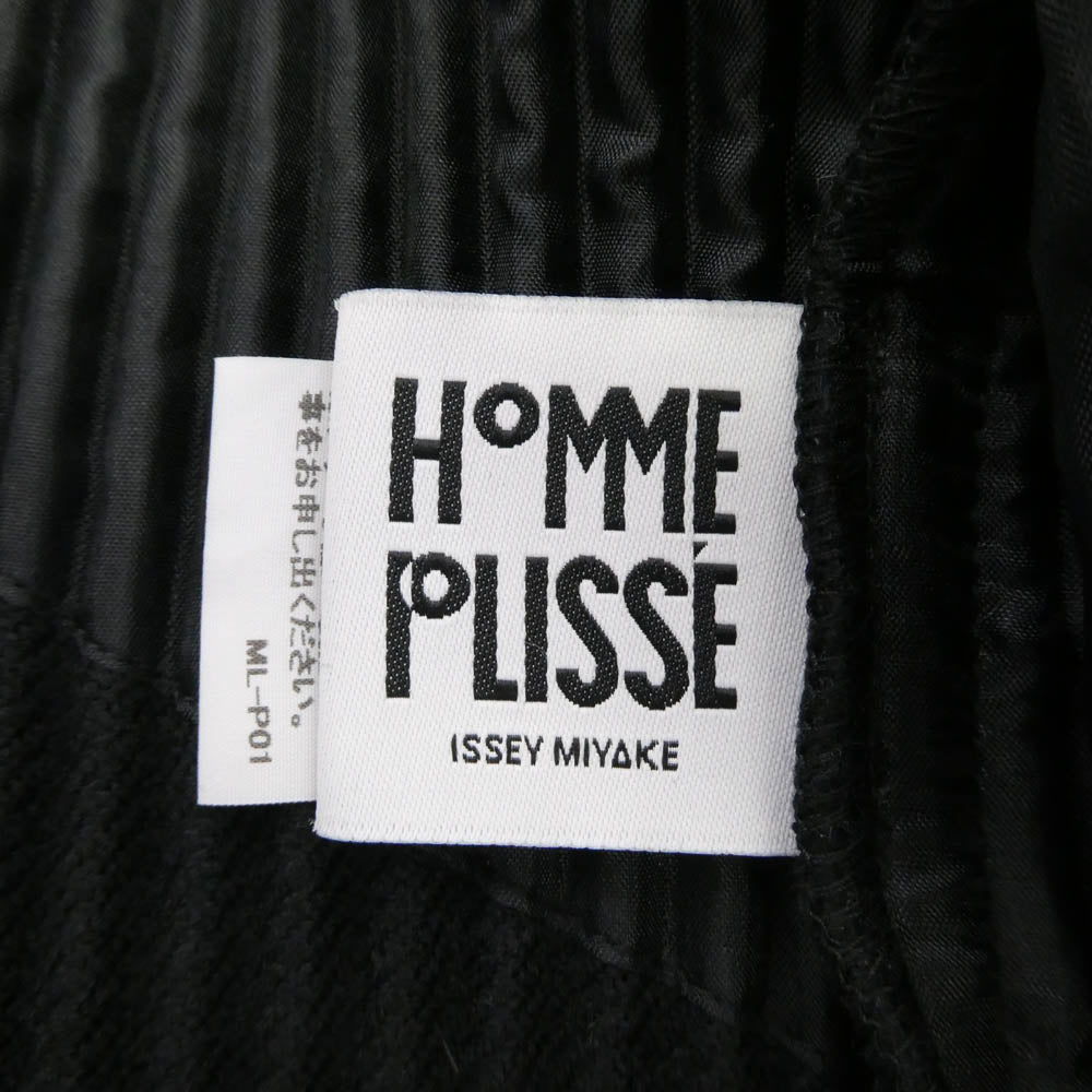 HOMME PLISSE ISSEY MIYAKE オム プリッセ イッセイミヤケ 17AW プリーツ ロング コート ブラック系 1【中古】