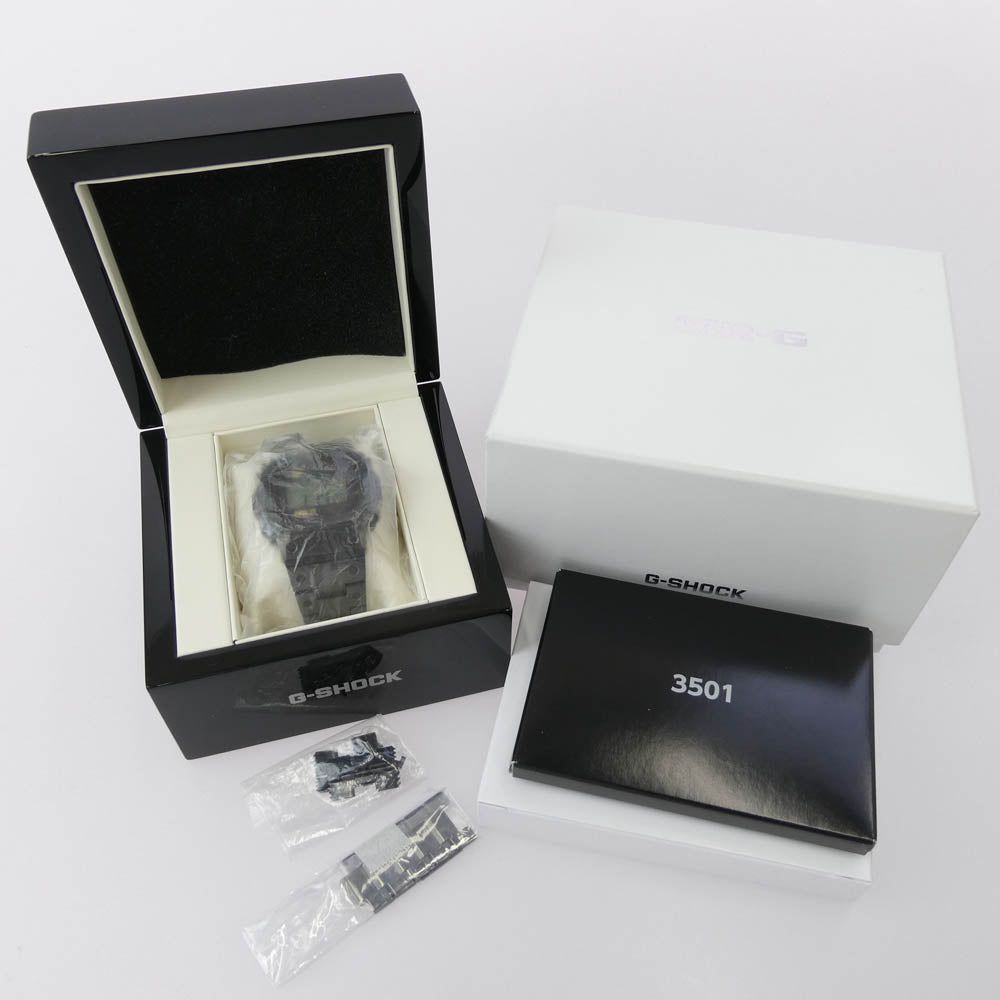 CASIO G-SHOCK カシオ ジーショック MRG-B5000B-1JR MRG-B5000 ソーラー 電波 チタン デジタル ウオッチ 腕時計 ブラック系【中古】