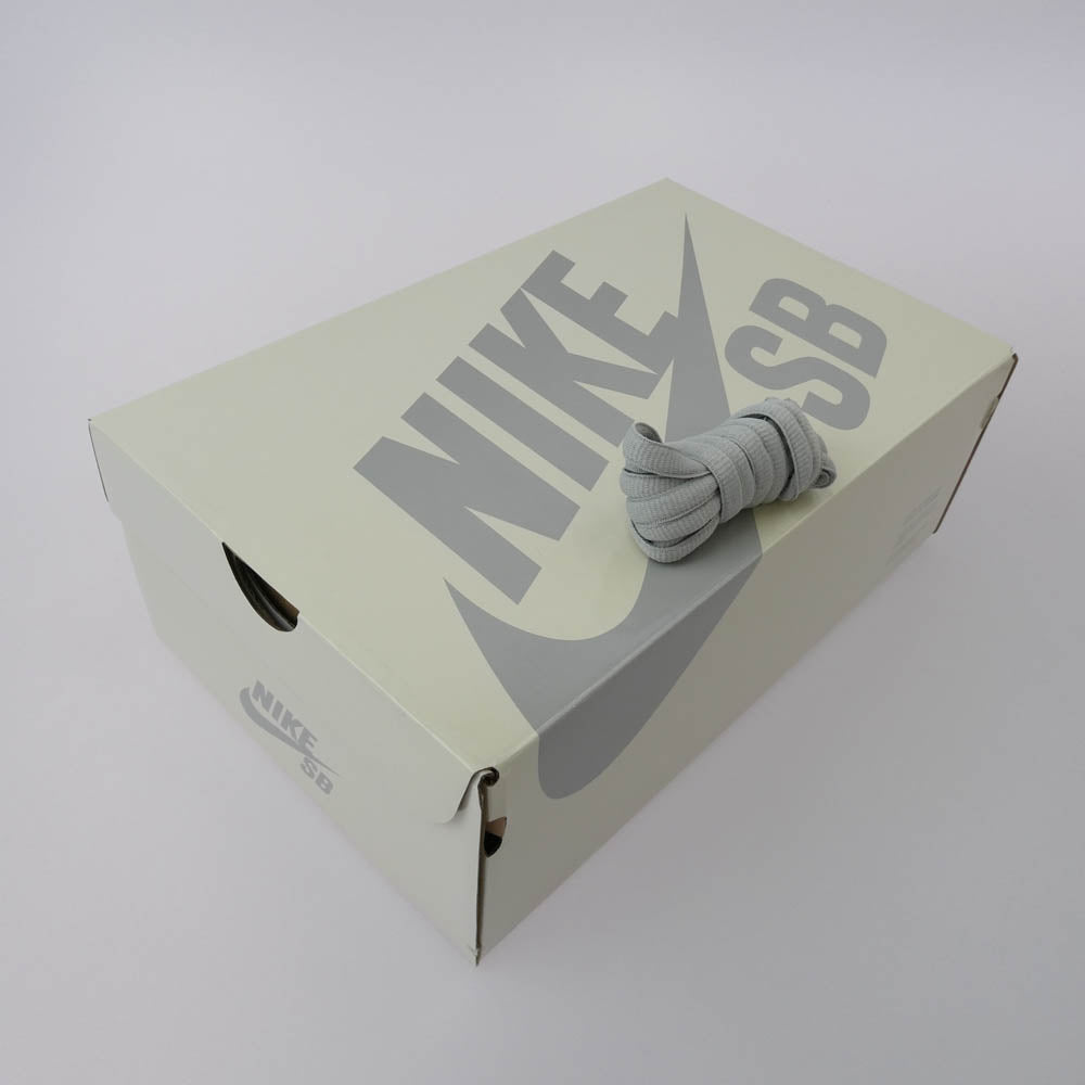 Supreme シュプリーム 25AW HQ8487-100 × Nike SB Dunk Low WhiteMetallic Silver ナイキ SB ダンク ロー スニーカー ホワイト系 27cm【新古品】【未使用】【中古】