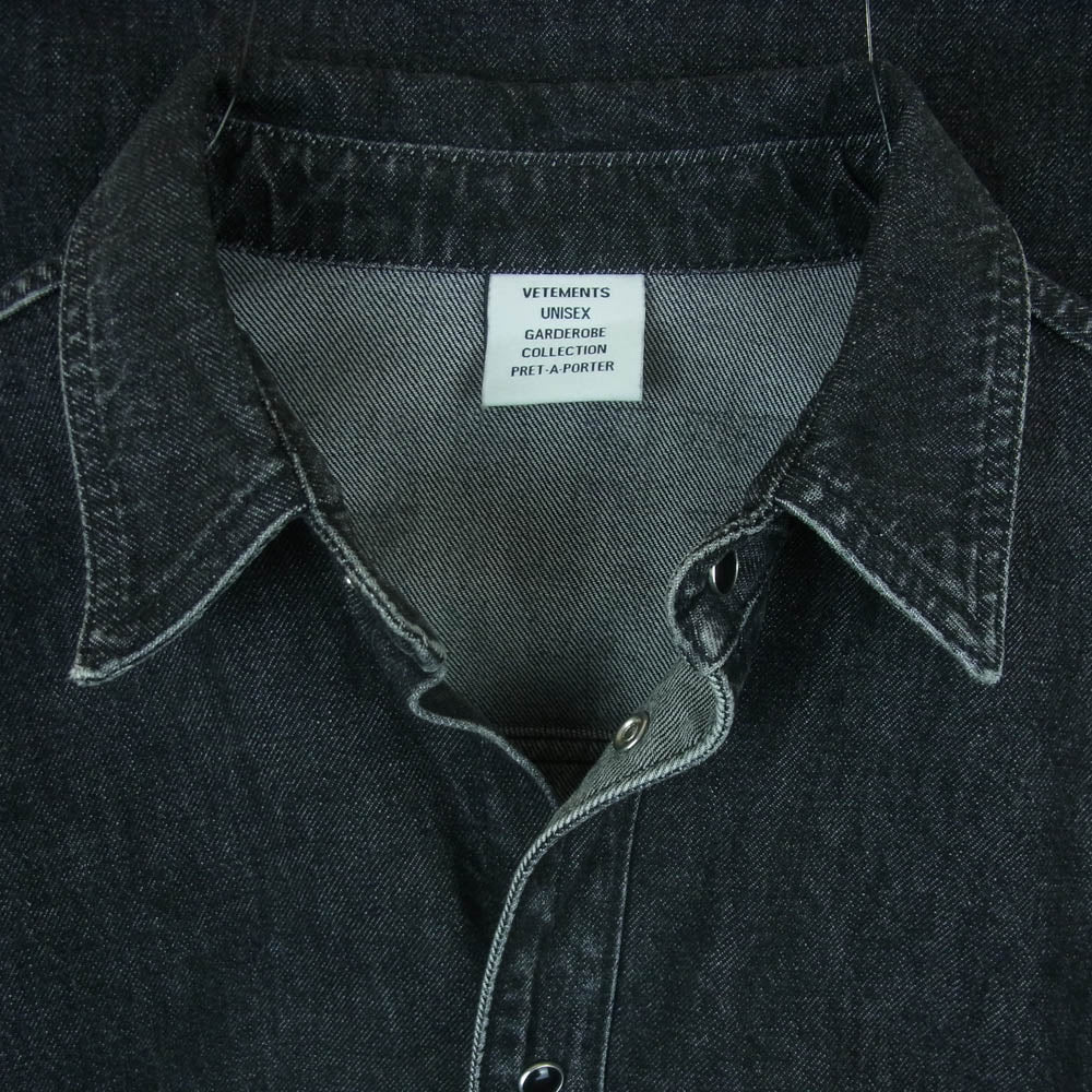 VETEMENTS ヴェトモン 20aw UAH21SH043 Back Logo Denim Long Sleeve Shirt バック ロゴ デニム 長袖 シャツ ジャケット グレー系 XS【中古】