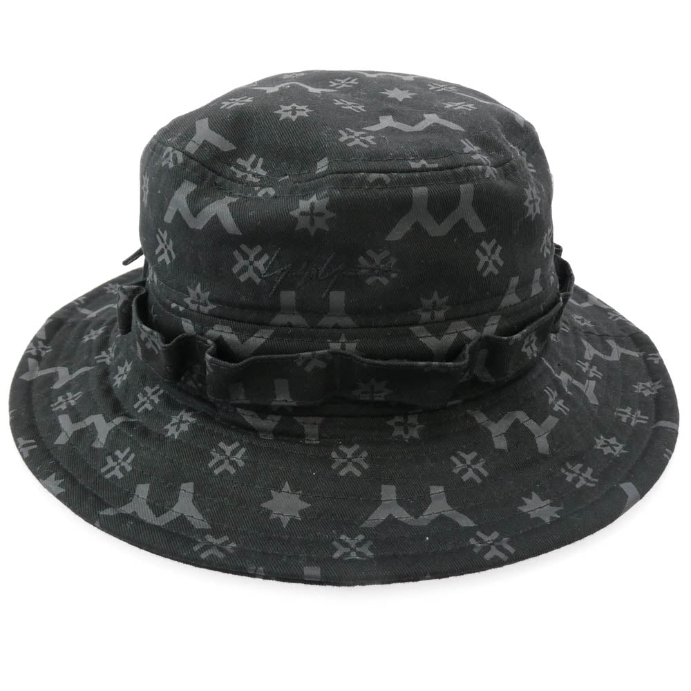 Yohji Yamamoto POUR HOMME ヨウジヤマモトプールオム HN-H92-975 NewEra ニューエラ ADVENTURE YY LOGO アドベンチャー オールオーバープリント バケットハット 帽子 ブラック系【中古】
