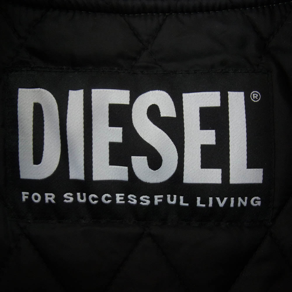 DIESEL ディーゼル J-ROSS-NEW JACKET 裏地キルティング フライトジャケット MA-1 カーキ系 M【中古】