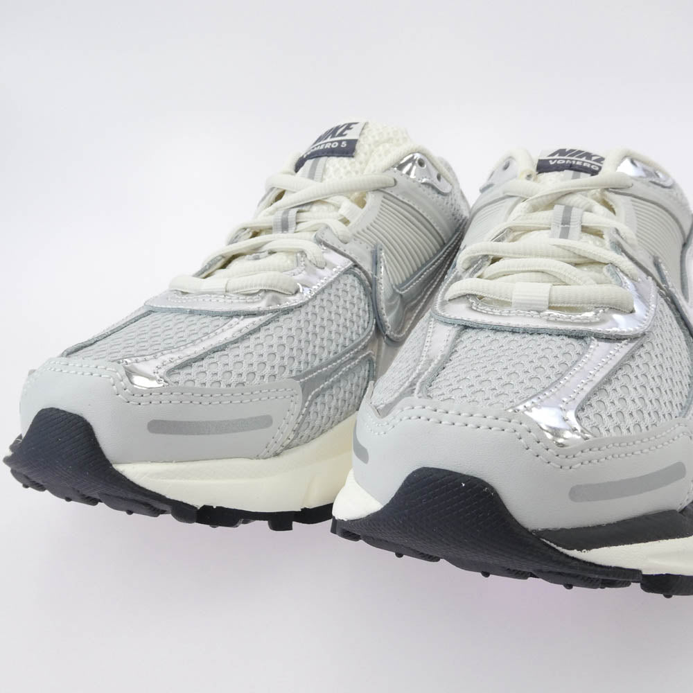 NIKE ナイキ FD0884-025 Women's Zoom Vomero 5 ウィメンズ ズーム ボメロ スニーカー ホワイト系 シルバー系 28.5cm【極上美品】【中古】