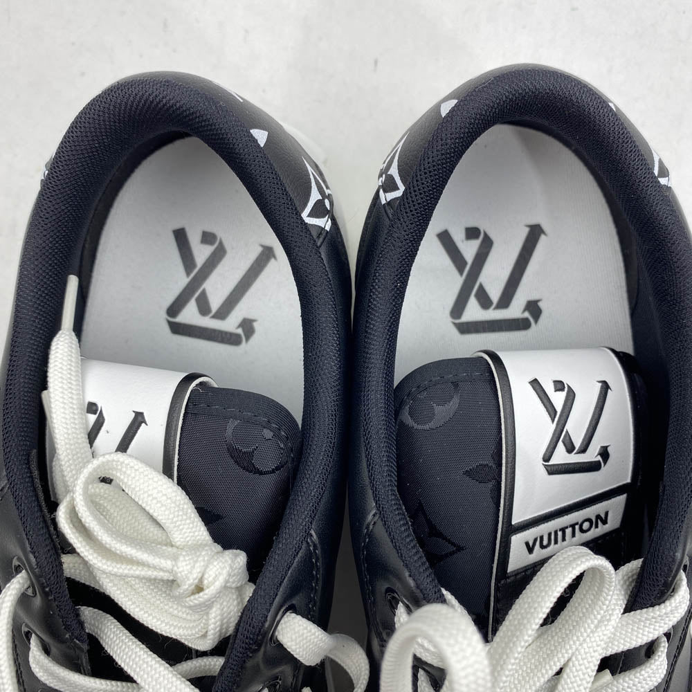 LOUIS VUITTON ルイ・ヴィトン 1AANI5 チャーリーライン モノグラム レザー ローカットスニーカー ブラック系 9.5【新古品】【未使用】【中古】