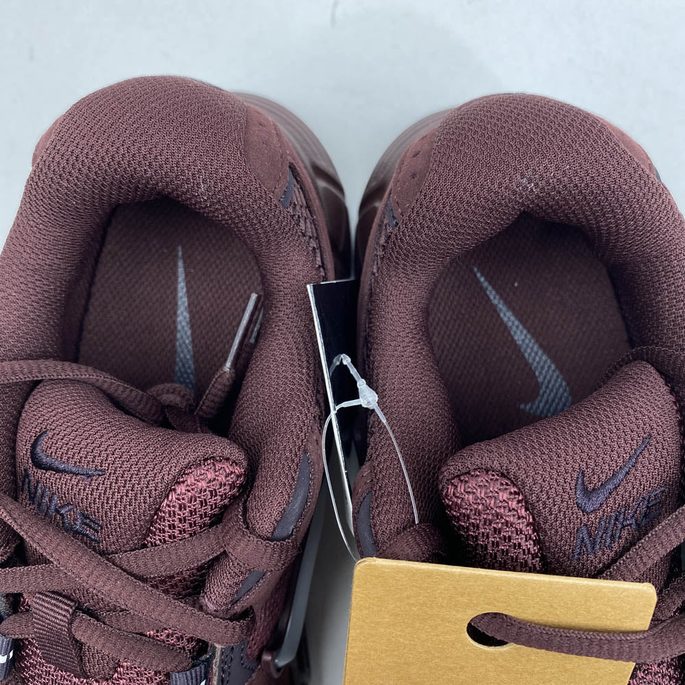 NIKE ナイキ II6294-601 V5 RNR ランナー ローカットスニーカー エンジ系 23.5cm【極上美品】【中古】