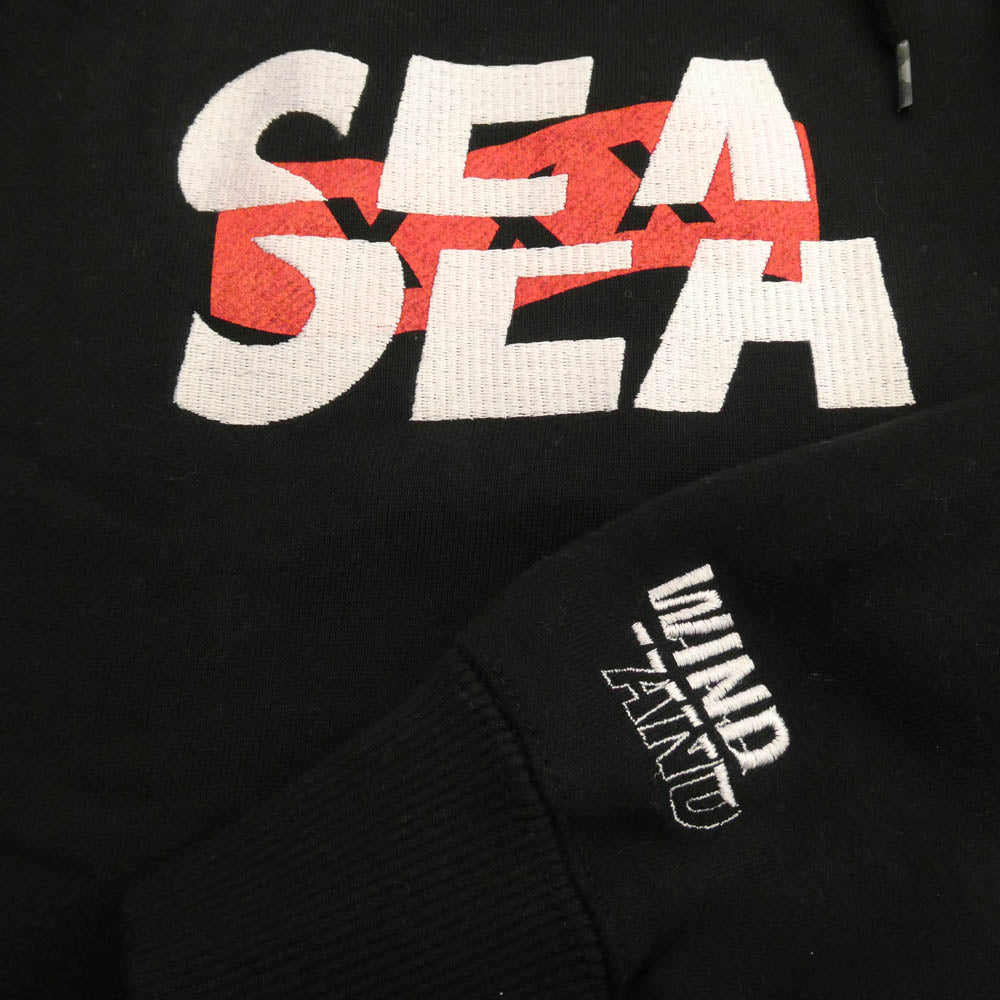 WIND AND SEA ウィンダンシー WDS-XXX-SP-07 × GOD SELECTION XXX ゴッドセレクショントリプルエックス ロゴプリント プルオーバーパーカー ブラック系 L【中古】