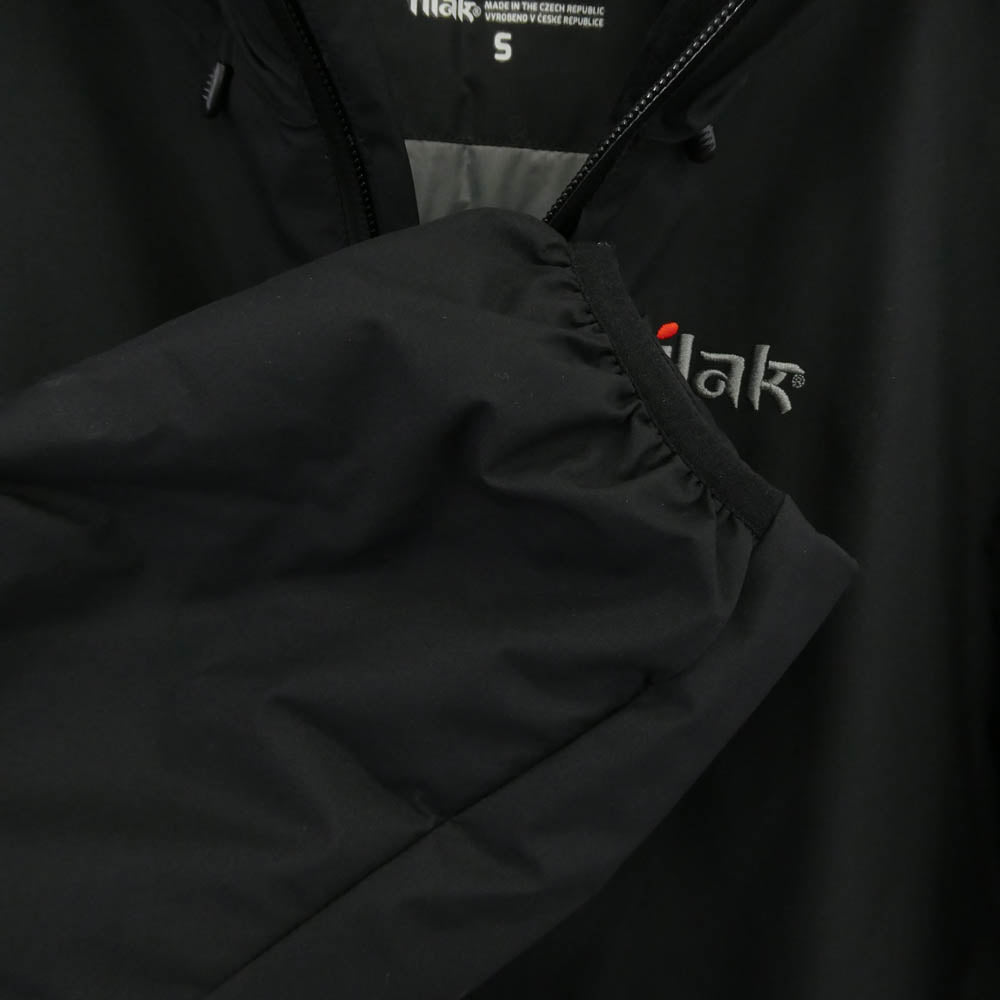 TILAK ティラック Svalbard Jacket ロゴ刺繍 フード スバルバード ジャケット ブラック ブラック系 S【中古】