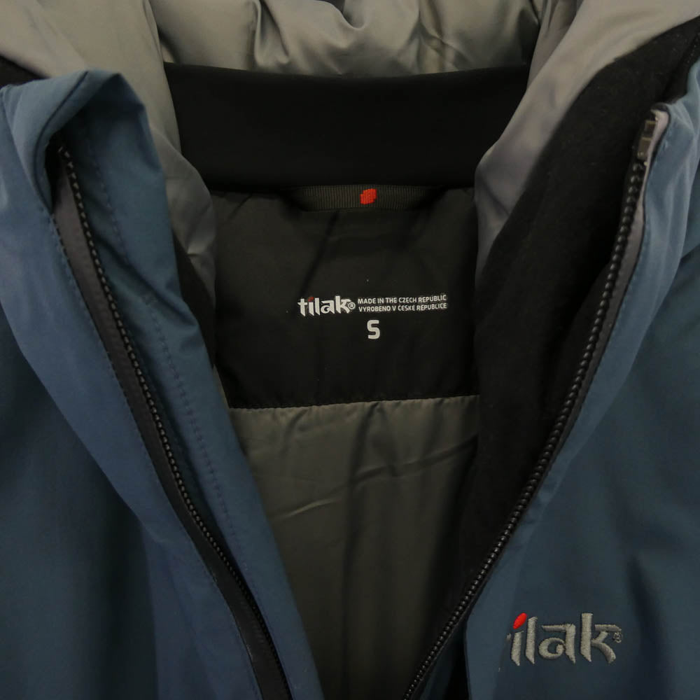 TILAK ティラック Svalbard Jacket ロゴ刺繍 フード スバルバード ジャケット ブルー ブルー系 S【極上美品】【中古】
