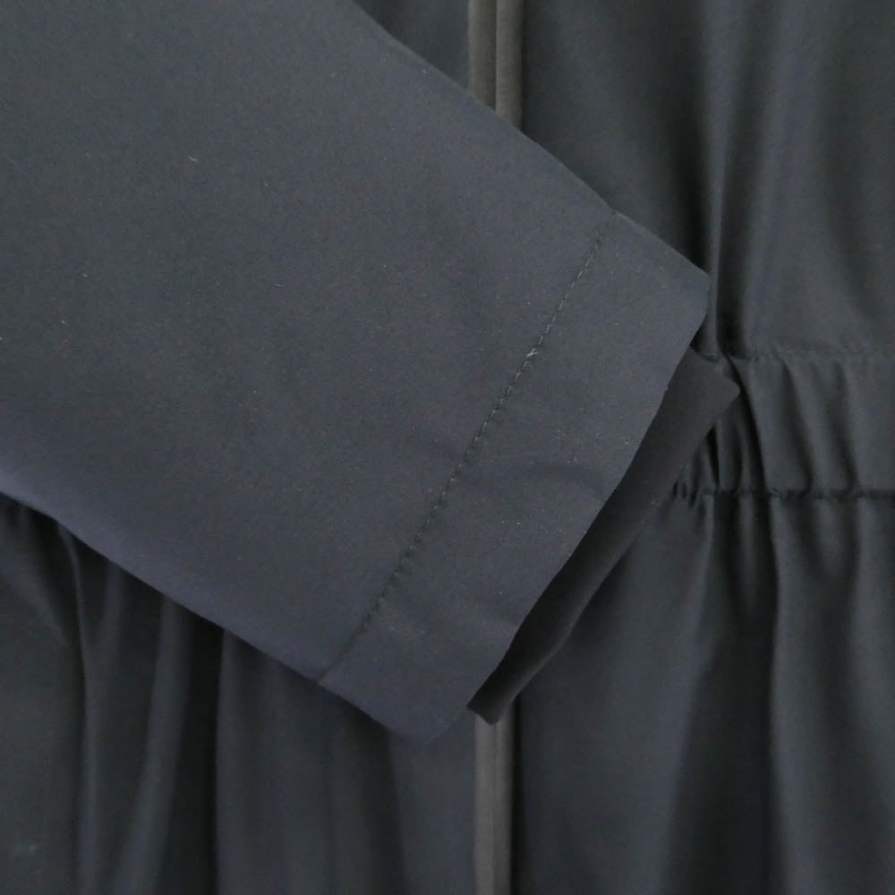 Herno ヘルノ PI00321DL-11123-9290 LAMINAR GORE-TEX ゴアテックス 止水ジップ スタンドカラー ラミナー ダウンコート ブラック系 38【中古】