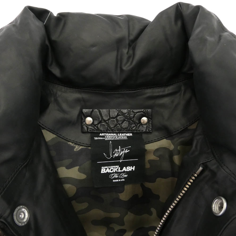 ISAMUKATAYAMA BACKLASH イサムカタヤマバックラッシュ T-032 THE LINE GUIDI CALF Vitello Fiore + POLISH WHITE GOOSE DOWN JACKET SILVER925パーツ グイディカーフ ホワイトグース レザー ダウンジャケット ブラック系 XL【中古】