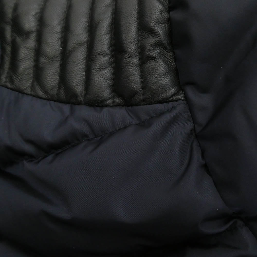 MONCLER モンクレール E20934937085 TALEV GIUBBOTTO タレヴ 肩レザー切替 ダウン コート ジャケット ネイビー系【中古】