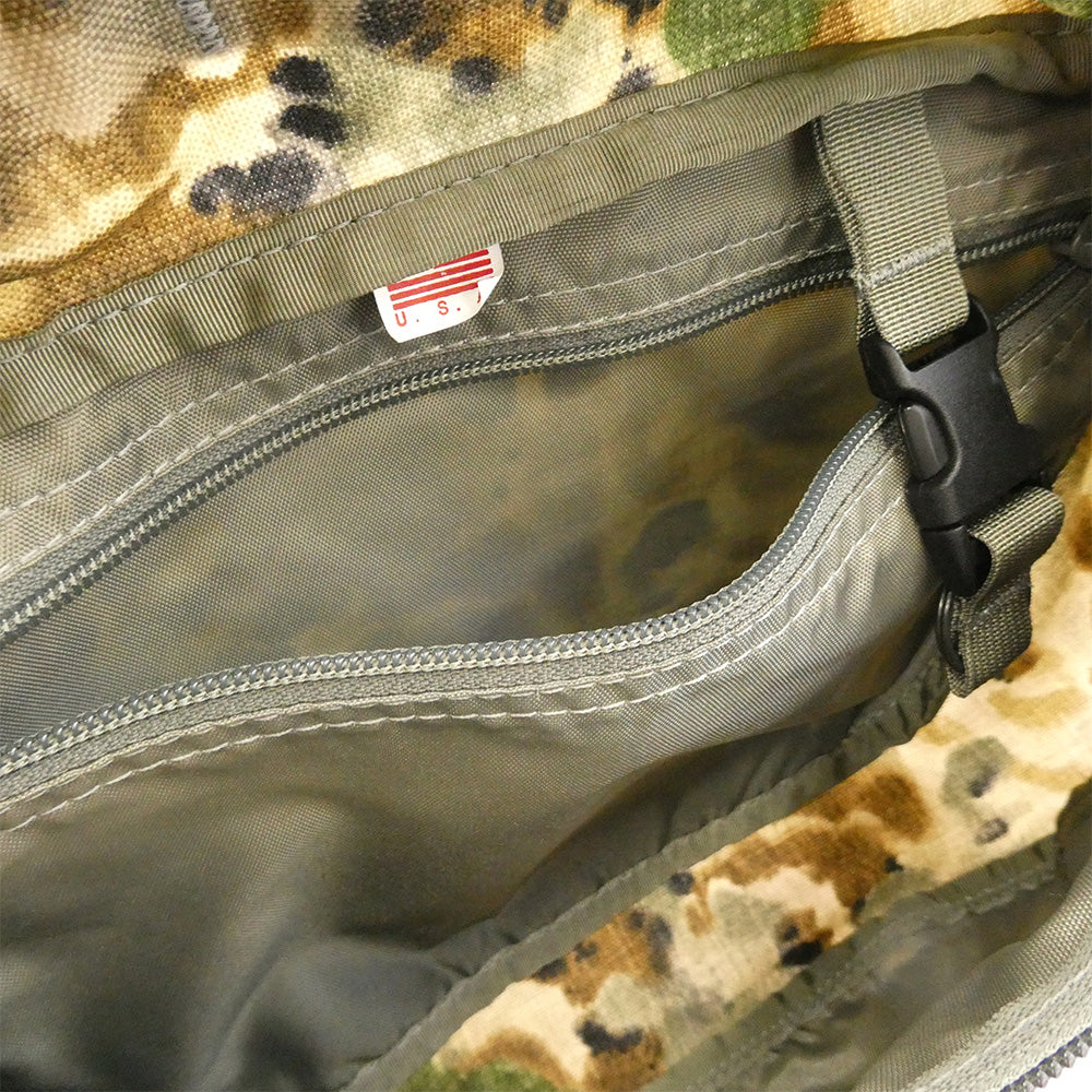 BRIEFING ブリーフィング FLIGHT LIGHT Pike カモフラージュ フライト ライト パイク ショルダーバッグ カーキ系【中古】