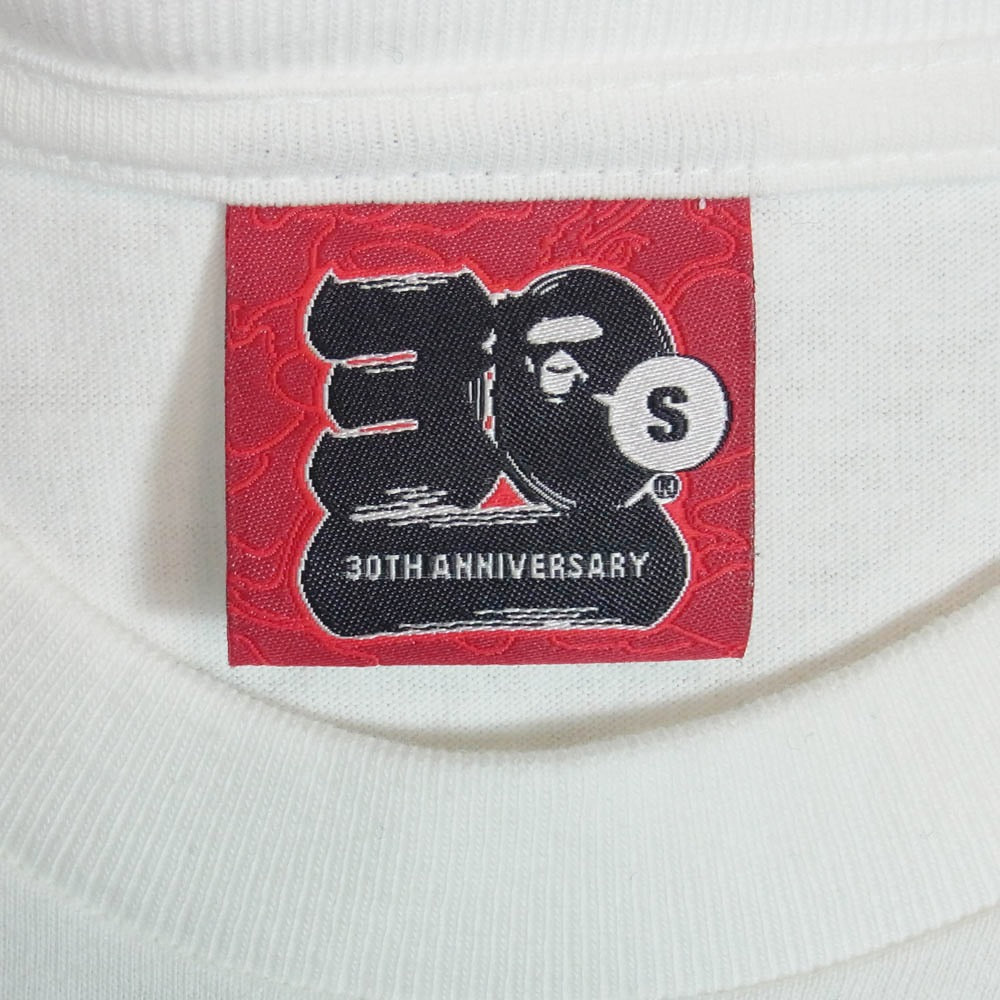A BATHING APE アベイシングエイプ 001TEJ221045F BAPE 30TH ANNIV. APE HEAD TEE 30周年 プリント Tシャツ ホワイト系 S【中古】