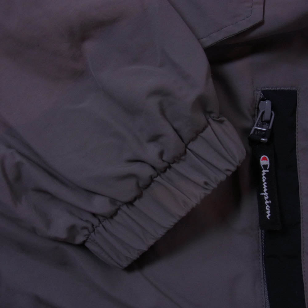 UNDEFEATED アンディフィーテッド C8-S614 × Champion チャンピオン ICON LOGO ANORAK アイコンロゴ刺繍 アノラック ナイロン パーカー ジャケット グレー系 XL【中古】