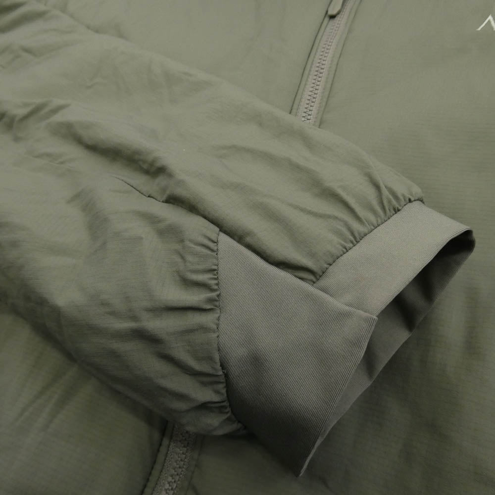 ARC'TERYX アークテリクス 24108-135532 ATOM LT HOODY アトム LT フーディ ナイロン 中綿 マウンテンパーカ XL モスグリーン系 XL【中古】