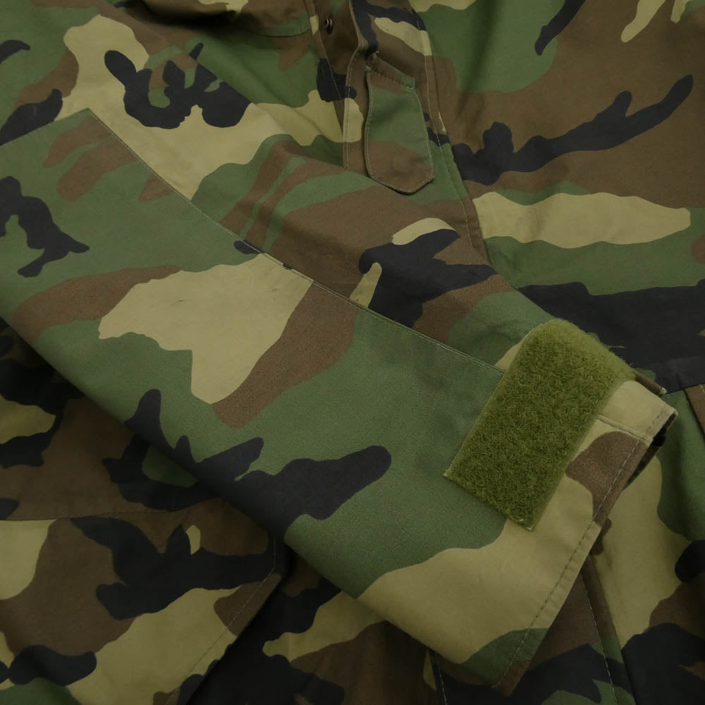 ユーエスアーミー MIL-P-44188D 米軍 8415-01-228-1319 ECWCS GEN1 エクワックス ゴアテックス カモ ナイロン ジャケット カーキ系 L【中古】