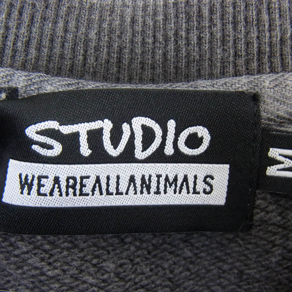 スタジオ・ウィーアーオールアニマルズ WA0005-sw24f Animals Letter SWEATSHIRT アニマルレター クルーネック ヴィンテージ加工 スウェットシャツ トレーナー ブラック系 M【中古】