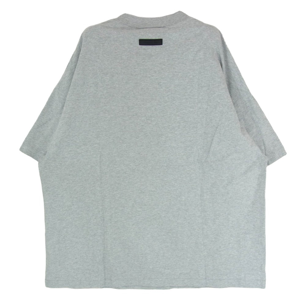FEAR OF GOD フィアオブゴッド ESSENTIALS エッセンシャルズ フロントラバー ロゴ 半袖 Tシャツ カットソー グレー系 S【中古】