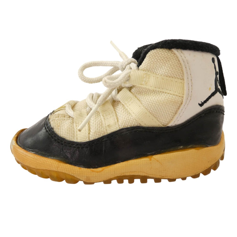 NIKE ナイキ 150240-101 【観賞用】 AIR BABY JORDAN 11 OG エア ベビー ジョーダン キッズ 子供用 スニーカー ホワイト系 13cm【中古】