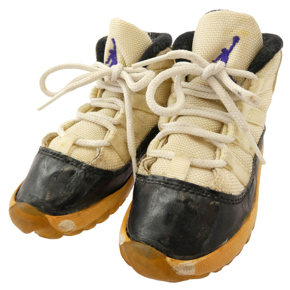 NIKE ナイキ 150240-101 【観賞用】 AIR BABY JORDAN 11 OG エア ベビー ジョーダン キッズ 子供用 スニーカー ホワイト系 13cm【中古】