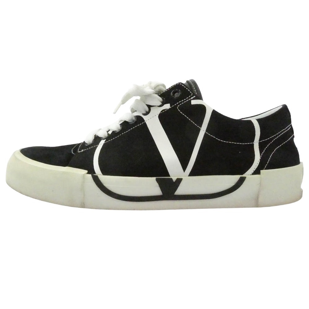 VALENTINO ヴァレンティノ Vロゴ キャンバス ローカット スニーカー ブラック系 ホワイト系 41【中古】