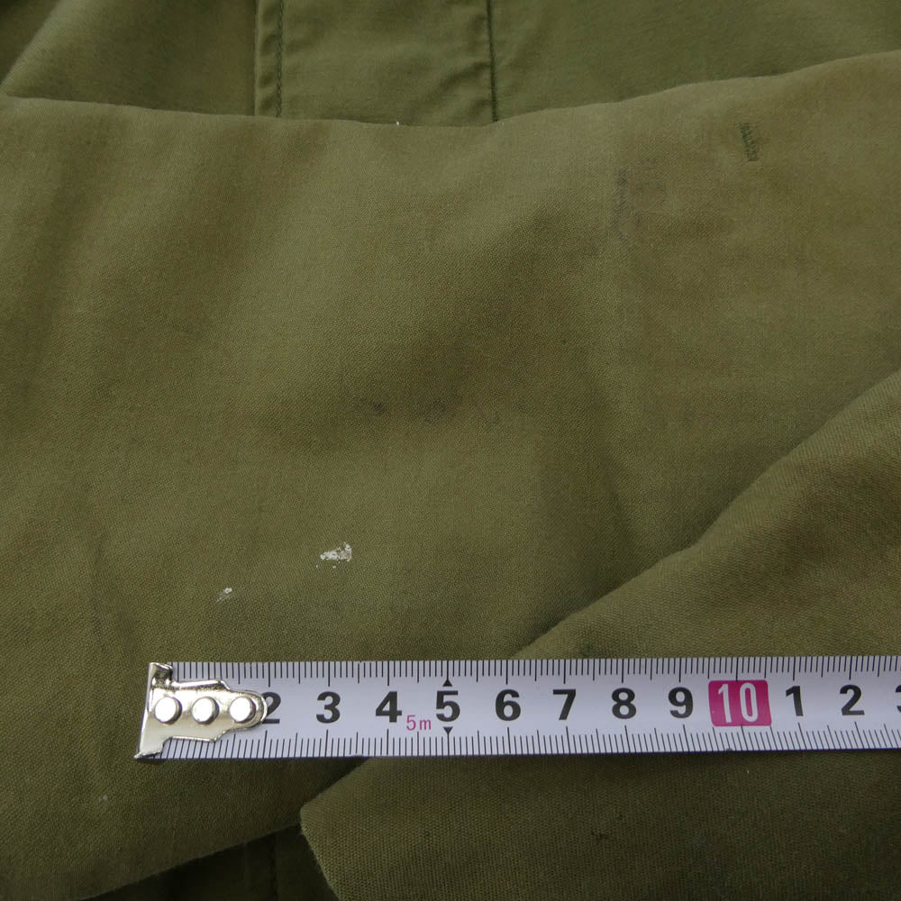 ヴィンテージ 米軍 A-2 デッキ ジャケット カーキ系 サイズ表記なし【中古】