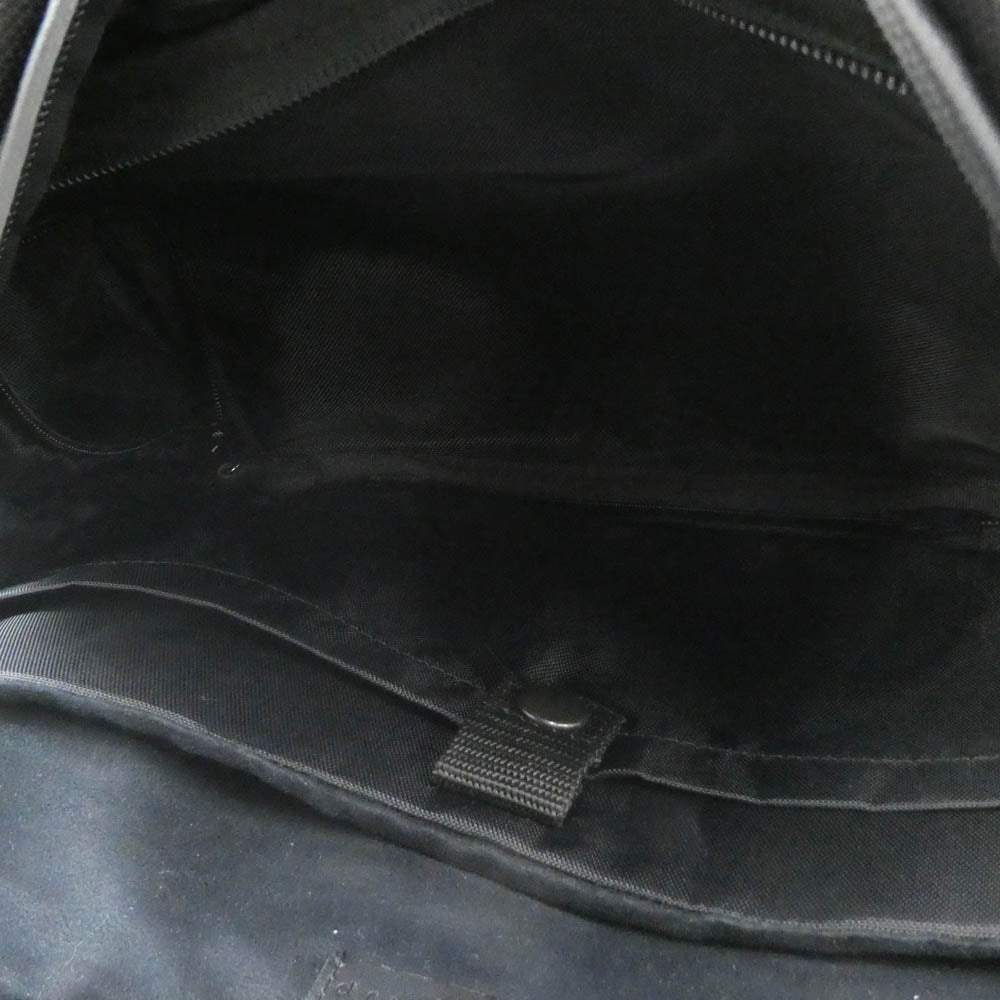 ドリップ HALF DAYPACK ボディバッグ ブラック系【中古】