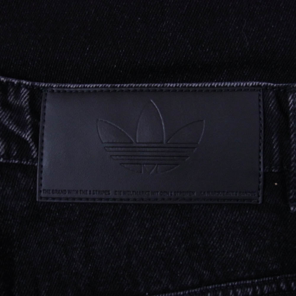 adidas アディダス JC6718 Denim Firebird Pants デニム ファイヤー バード サイドストライプ ブラックデニム パンツ 32 ブラック系 32【中古】