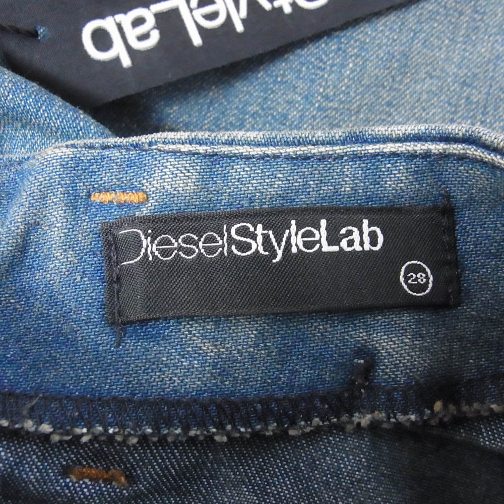 DIESEL ディーゼル イタリア製 DIESEL style lab RODEO-STAR W28 フレア デニムパンツ ブルー系 28【中古】