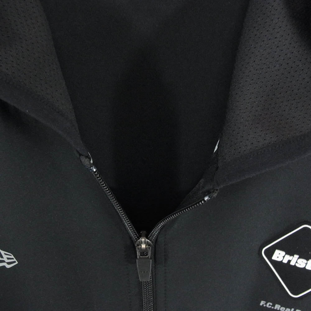 F.C.R.B. エフシーアールビー × SOPH NET × NEW ERA ソフネット ニューエラ ラバーロゴ フード スターデザイン ジップアップパーカー ブラック系 L【中古】