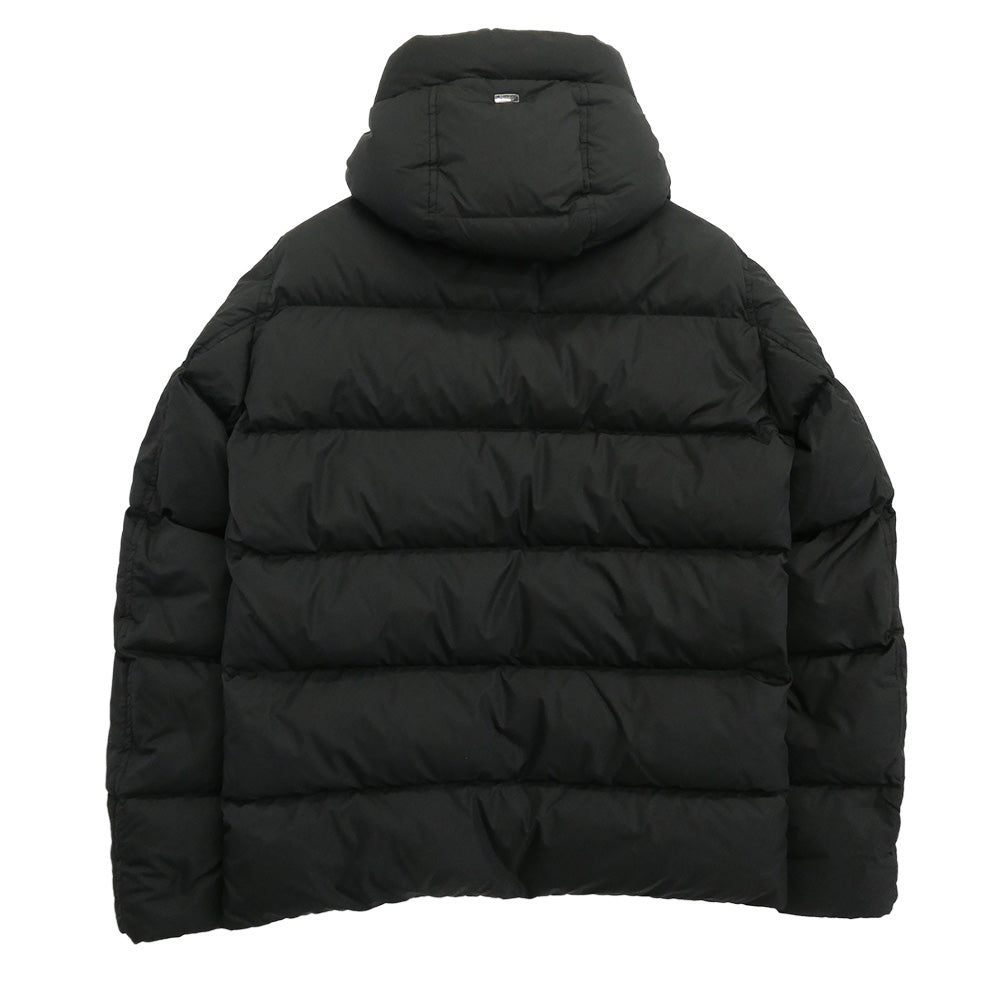 Herno ヘルノ PI001140U-12004Z-9389 N-3B ナイロン ショート丈 フーデッド ダウンジャケット ブラック系 46【中古】