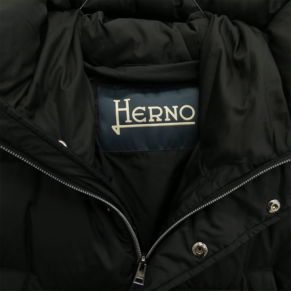 Herno ヘルノ PI001140U-12004Z-9389 N-3B ナイロン ショート丈 フーデッド ダウンジャケット ブラック系 46【中古】