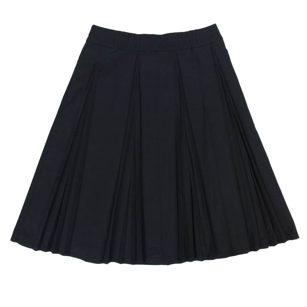 FRED PERRY フレッドペリー プリーツ 刺繍 スカート ブラック系 ウエスト64～70【中古】