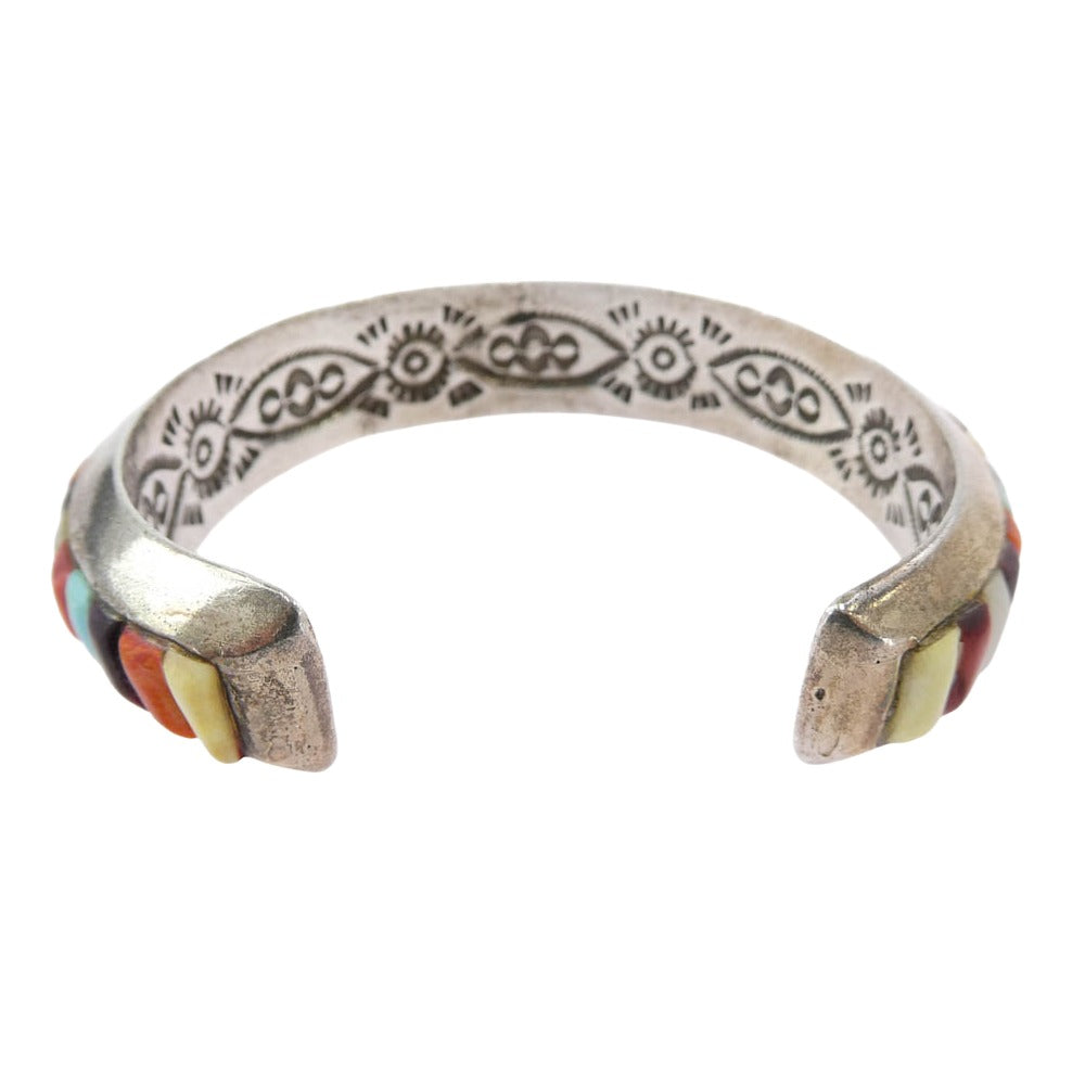 RAY ADAKAI レイアダカイ インディアンジュエリー NAVAJO ナバホ族 multi inlay bangle マルチカラーインレイ スタンプワークバングル 作者刻印有 シルバー系 マルチカラー系【中古】
