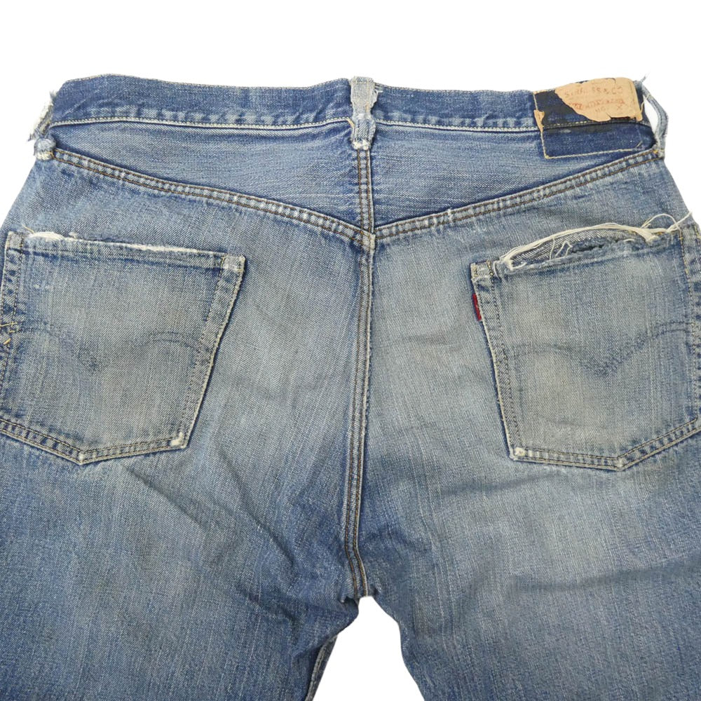 Levi's リーバイス Vintage ヴィンテージ 60s 501 ボタンフライ セルビッジ ストレート デニムパンツ 両面BIG E タグ 不均等Ⅴ 足長Rボタン フロントVステッチ ボタン裏刻印4 インディゴブルー系 サイズ表記なし【中古】