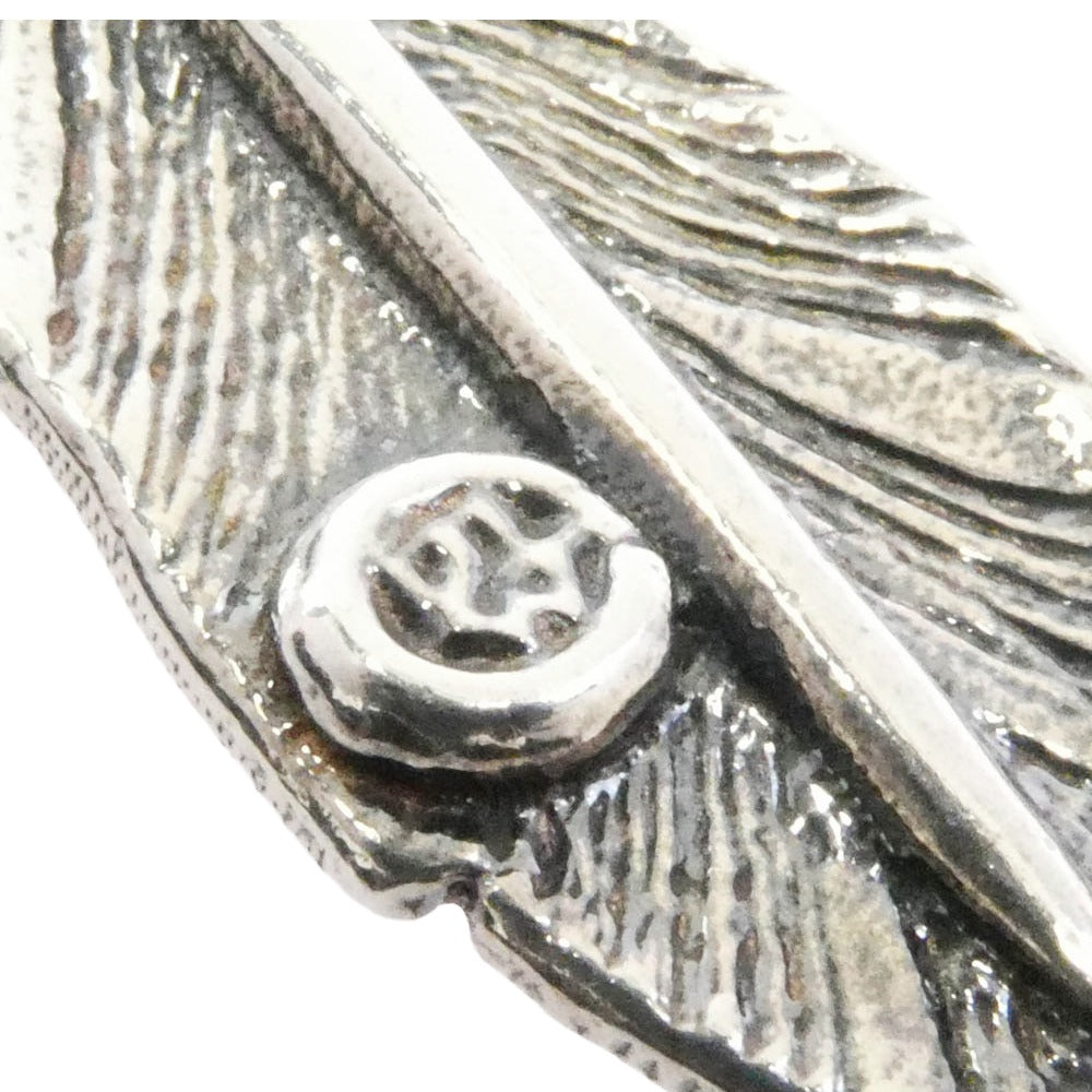 TRAVIS WALKER トラヴィスワーカー 販売証明書付属 feather pendant 18k thunder フェザー ペンダントトップ サンダー シルバー系 ゴールド系【中古】
