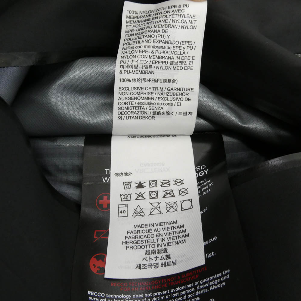 ARC'TERYX アークテリクス X00001051302 BIRD AID付き Beta Jacket ベータジャケット GORE-TEX ゴアテックス ナイロンジャケット ブラック系 L【新古品】【未使用】【中古】