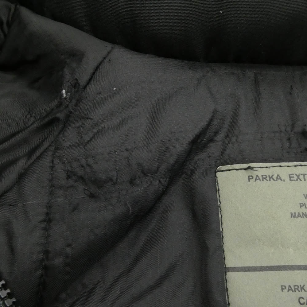 ヴィンテージ US.ARMY ユーエスアーミー PARKA ENTREME COLD WEATHER PRIMALOFT LEVEL7 レベル7 ADS社 プリマロフト ジャケット ブラック系 M【中古】