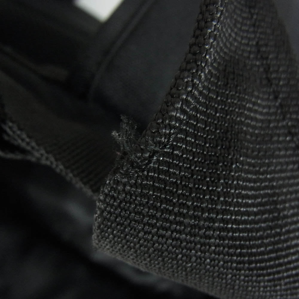 Carhartt カーハート WIP ワークインプログレス PAYTON CARRIER BACKPACK リュック バックパック バッグ ブラック系【中古】