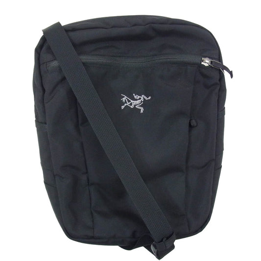 ARC'TERYX アークテリクス 17173-122542 SLINGBLADE 4 SHOULDER BAG スリングブレード 4 ショルダー バッグ ブラック系【中古】