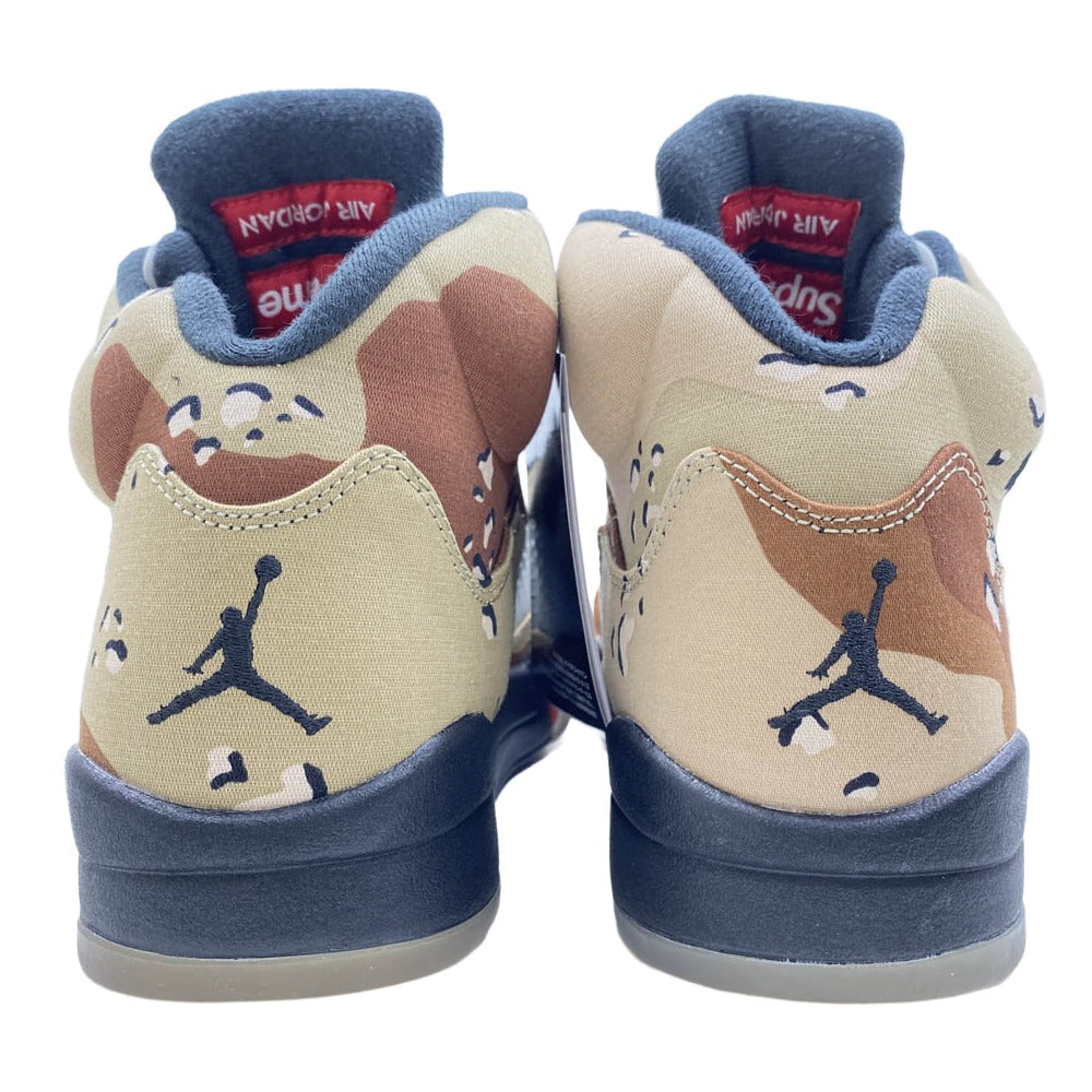 Supreme シュプリーム 15AW 824371-201 × Nike Air Jordan 5 Retro Desert Camo 【フェイクバスターズ鑑定済】ナイキ エアジョーダン5 デザートカモ ハイカット スニーカー カーキ系 27.5cm【新古品】【未使用】【中古】